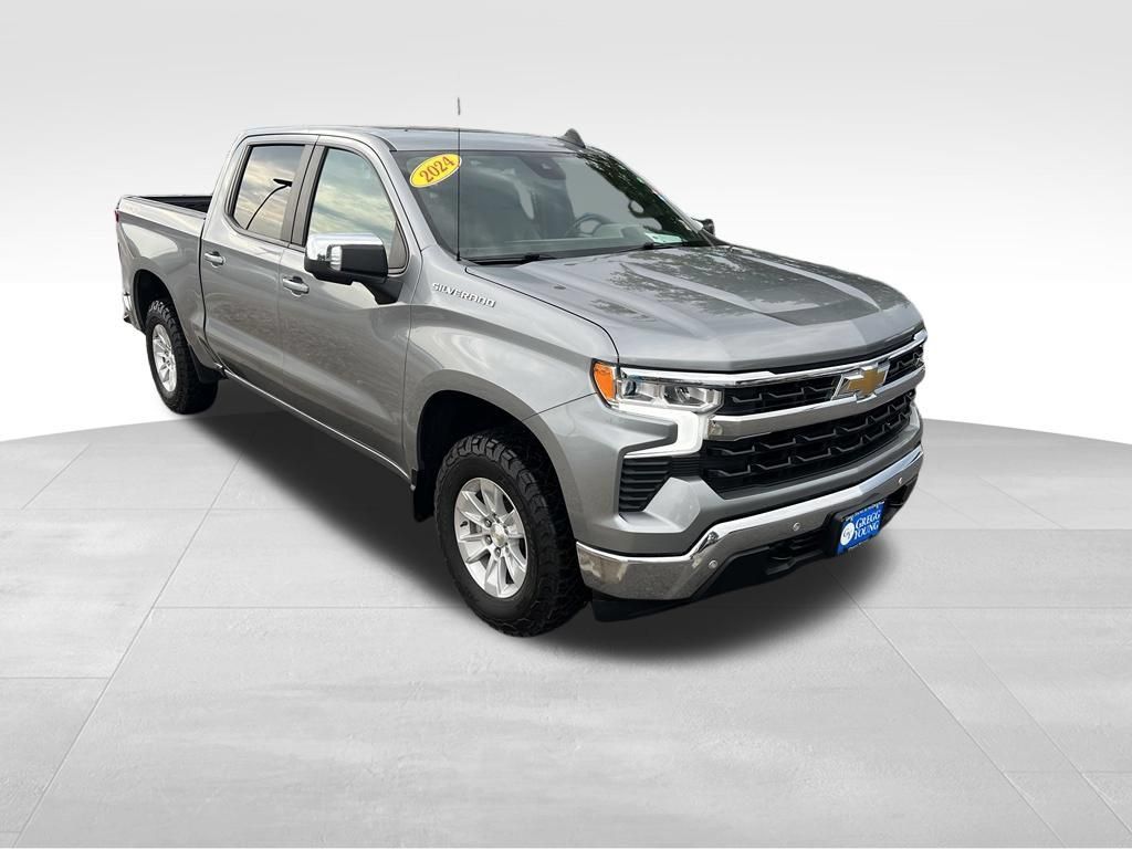 Used 2024 Chevrolet Silverado 1500 LT w/ Safety Package AWD/4WD image 9