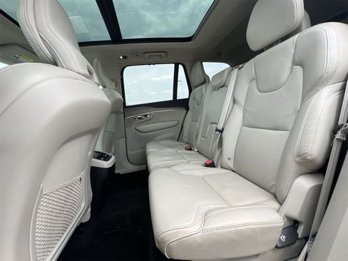 Used 2022 Volvo XC90 T6 Inscription w/ Advanced Package image 20