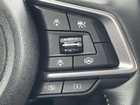 Used 2023 Subaru Forester Premium image 25