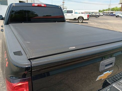 Used 2018 Chevrolet Silverado 1500 LT AWD/4WD image 6