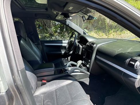 Used 2008 Porsche Cayenne AWD/4WD image 9