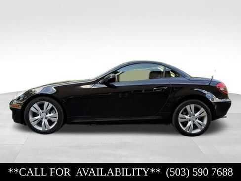 Used 2010 Mercedes-Benz SLK 350 image 2