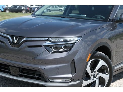 Used 2023 VinFast VF 8 Plus AWD/4WD image 5