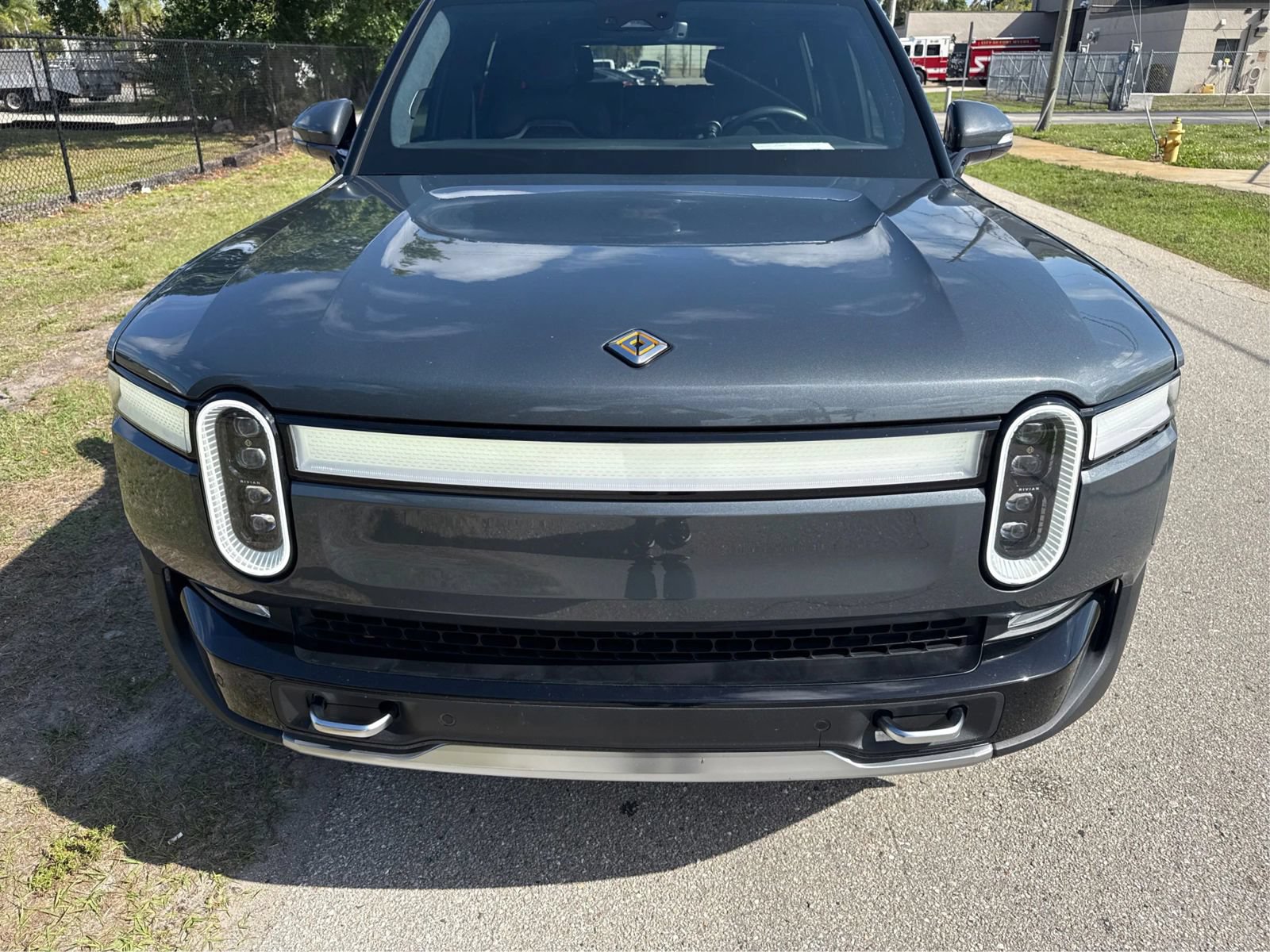 Used 2023 Rivian R1S Adventure Quad AWD/4WD image 19