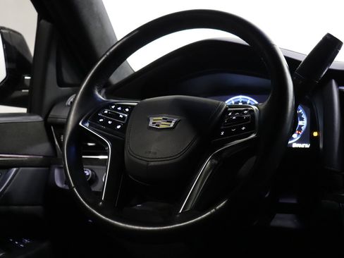 Used 2015 Cadillac Escalade Platinum image 27