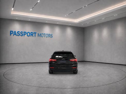 Used 2023 Audi Q3 2.0T Premium Plus w/ Premium Plus Package AWD/4WD image 5