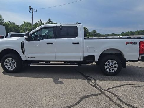 Certified 2024 Ford F250 XLT AWD/4WD image 16