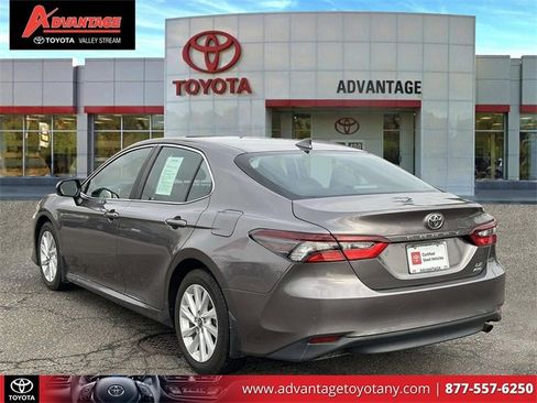 Used 2023 Toyota Camry LE image 8