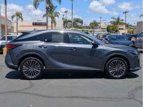 New 2026 Lexus RX 450h AWD image 4