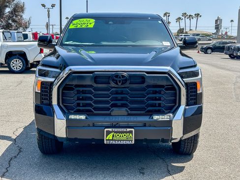 Used 2026 Toyota Tundra SR5 w/ TRD Off-Road Package AWD/4WD image 2