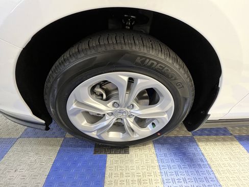 New 2025 Honda Accord LX image 24