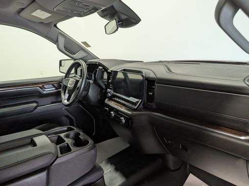 Used 2024 GMC Sierra 1500 Elevation w/ LPO, Elevation Black Package AWD/4WD image 20