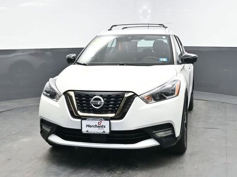 Used 2020 Nissan Kicks SR w/ Exterior Package image 2