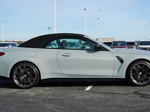 Used 2022 BMW M4 xDrive Competition image 4