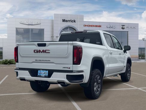 Used 2025 GMC Sierra 1500 AT4 AWD/4WD image 8