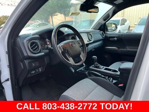 Used 2021 Toyota Tacoma TRD Sport w/ Technology Package AWD/4WD image 6