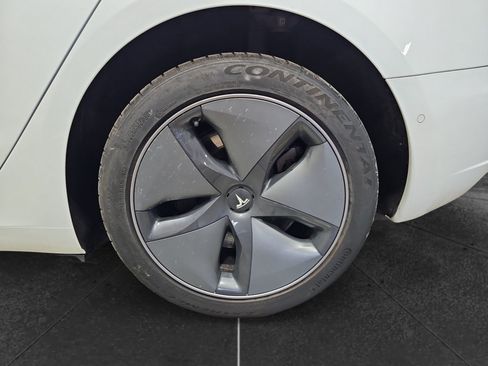 Used 2019 Tesla Model 3 Standard Range Plus RWD image 32