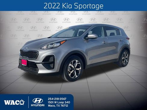 Used 2022 Kia Sportage LX image 1