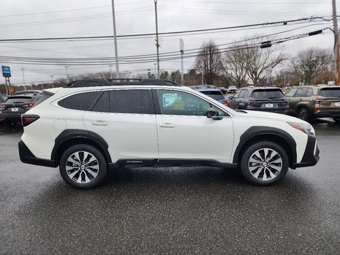 Certified 2025 Subaru Outback Limited image 24