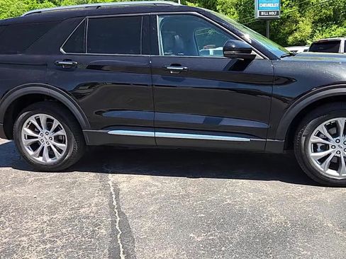 Used 2023 Ford Explorer Limited w/ Limited Technology Package AWD/4WD image 9