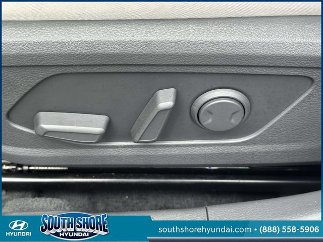 Certified 2024 Hyundai Sonata SEL w/ Convenience Package FWD image 19