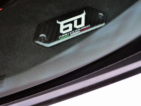 Used 2023 Lamborghini Huracan Sterrato image 10