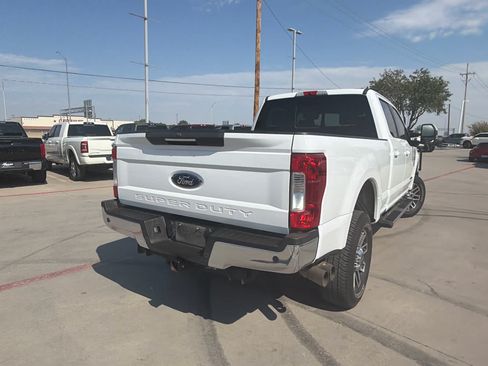 Used 2019 Ford F250 Lariat w/ Lariat Ultimate Package AWD/4WD image 3
