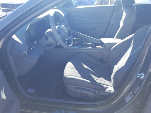 New 2026 Hyundai Elantra SE image 10