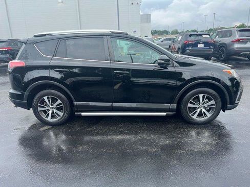 Certified 2016 Toyota RAV4 XLE AWD/4WD image 5