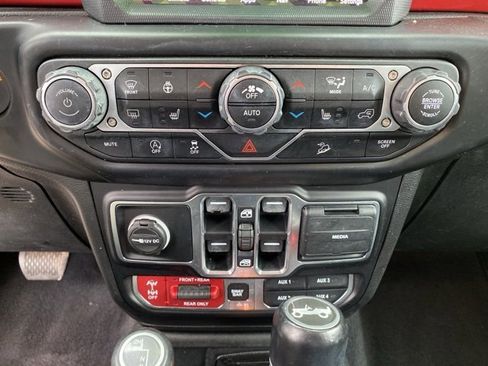 Used 2020 Jeep Wrangler Unlimited Rubicon image 26