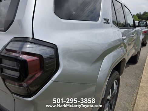 Used 2025 Toyota 4Runner TRD Sport AWD/4WD image 10
