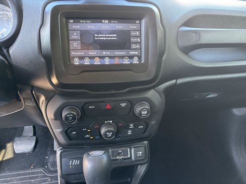 Used 2018 Jeep Renegade Sport w/ Power & Air Group AWD/4WD image 16