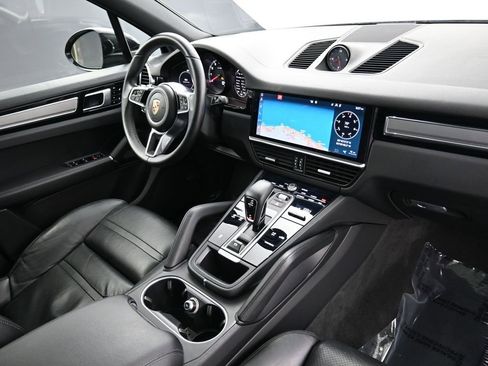 Used 2019 Porsche Cayenne image 31