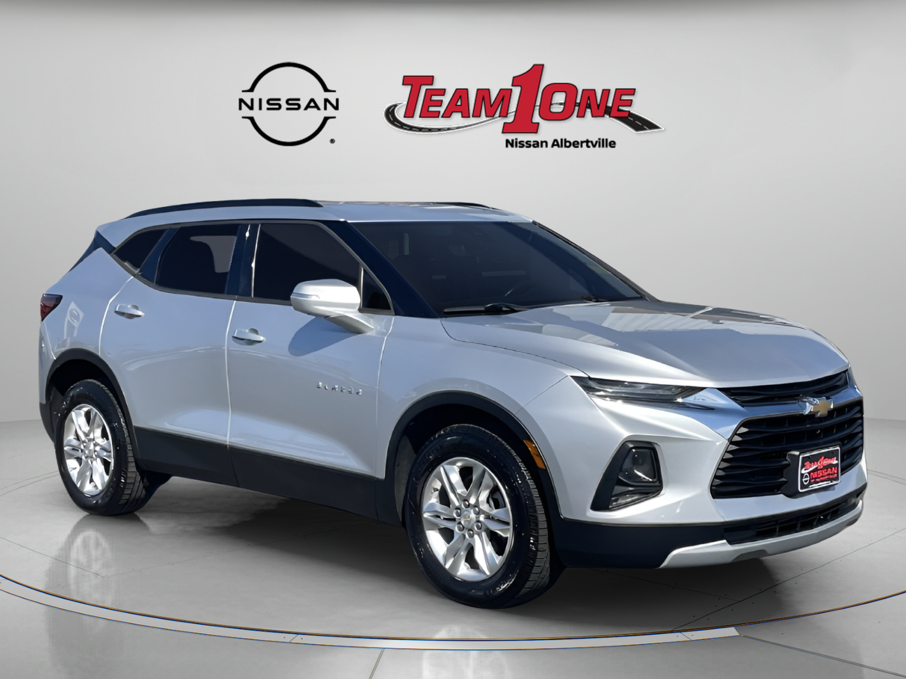 Used 2020 Chevrolet Blazer LT w/ Sound & Technology Package AWD/4WD image 1