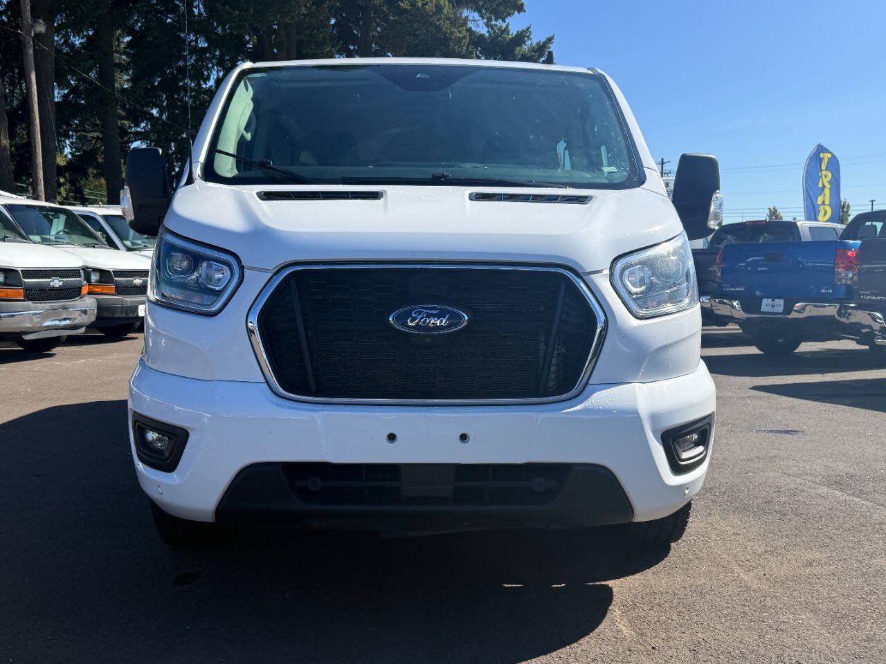 Used 2023 Ford Transit 350 XLT RWD image 4