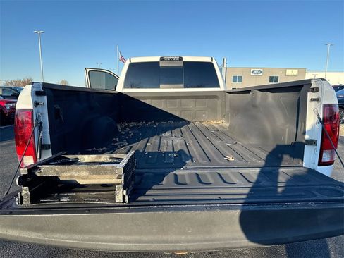 Used 2014 RAM 3500 SLT w/ Luxury Group image 23