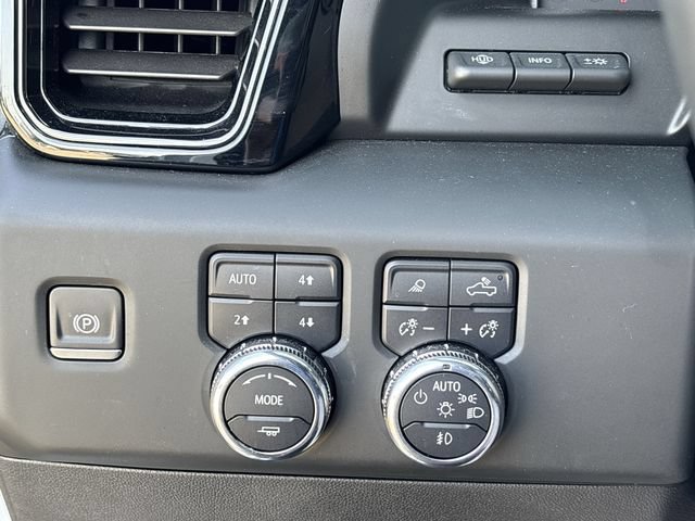 Used 2025 GMC Sierra 1500 AT4X AWD/4WD image 21