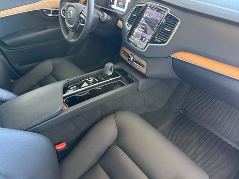 Certified 2024 Volvo XC90 T8 Plus w/ Protection Package Premier AWD/4WD image 21