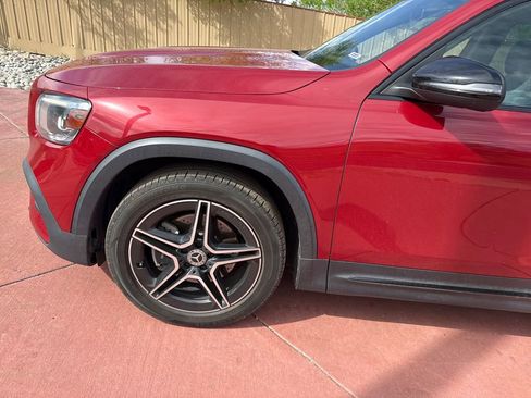 Used 2020 Mercedes-Benz GLB 250 4MATIC image 32