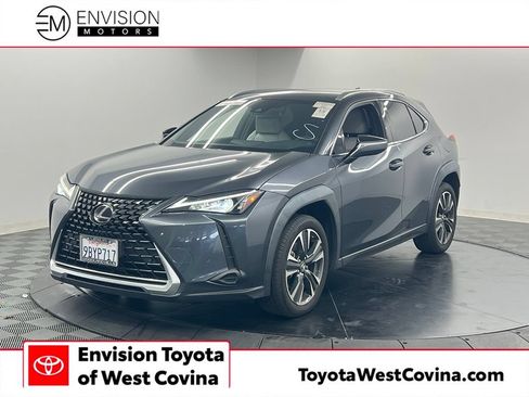 Used 2022 Lexus UX 200 w/ Accessory Package (Z2) FWD image 1