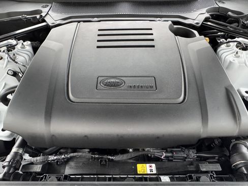 New 2026 Land Rover Discovery Dynamic SE AWD/4WD image 31