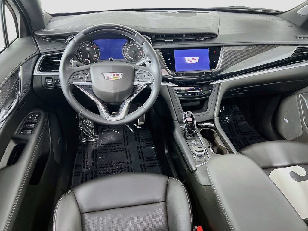 Used 2024 Cadillac XT6 Sport w/ LPO, Onyx Lite Package AWD/4WD image 23