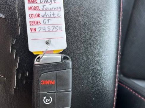 Used 2019 Dodge Journey GT AWD/4WD image 50