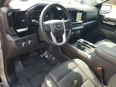 Used 2024 GMC Sierra 1500 SLT w/ SLT Convenience Package AWD/4WD image 6