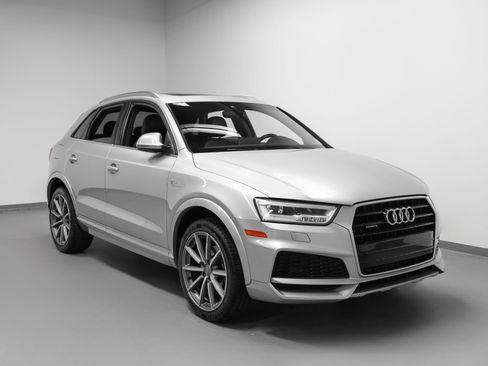 Used 2018 Audi Q3 2.0T Premium Plus w/ Premium Plus Package AWD/4WD image 10