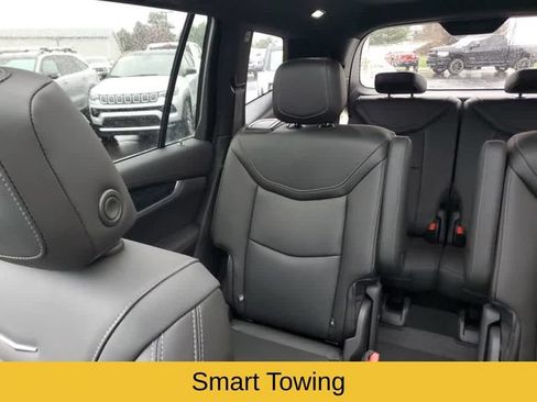Used 2023 Cadillac XT6 Premium Luxury w/ Technology Package AWD/4WD image 14