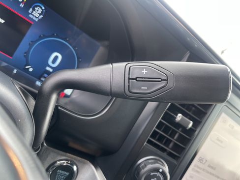 Used 2026 Ford F450 Platinum w/ FX4 Off-Road Package image 16