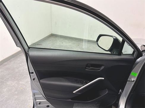 Certified 2024 Toyota Corolla Cross SE w/ Moonroof Package image 14