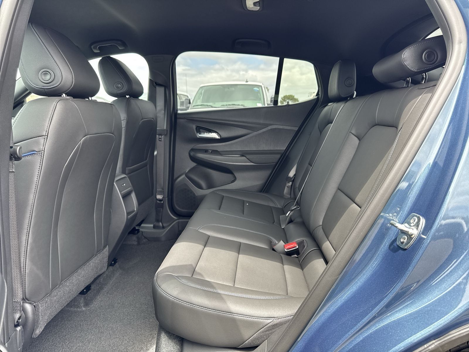 New 2026 Buick Envista Sport Touring w/ Convenience II Package FWD image 90