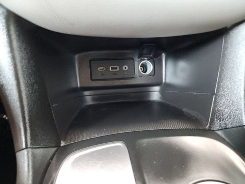 Used 2021 Chevrolet Equinox LS FWD image 31